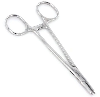 Pihdit dermal anchor levyihin