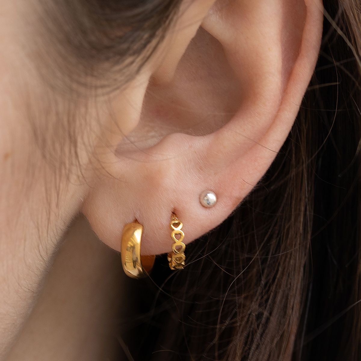 Labret akryylikuulalla monissa väreissä