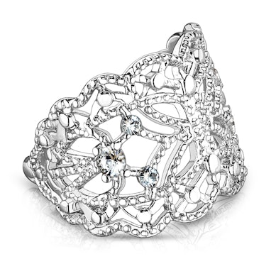 Ear cuff filigraaniperhosella