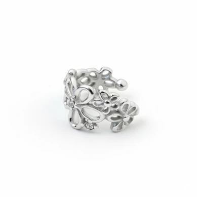 Kirurginteräksinen kukka- ear cuff