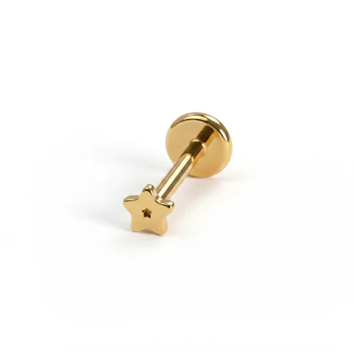 Titaaninen labret pienellä tähdellä