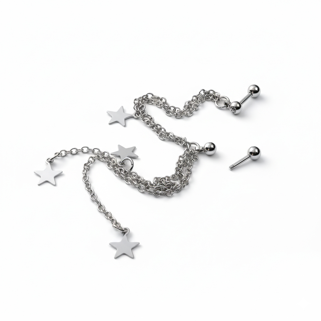 Tragus ja helix koru tähdillä ja ketjuilla