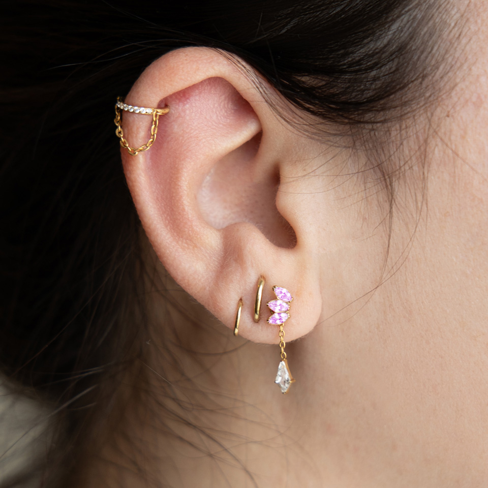 Titaaninen labret korukivitriolla erilaisin värein