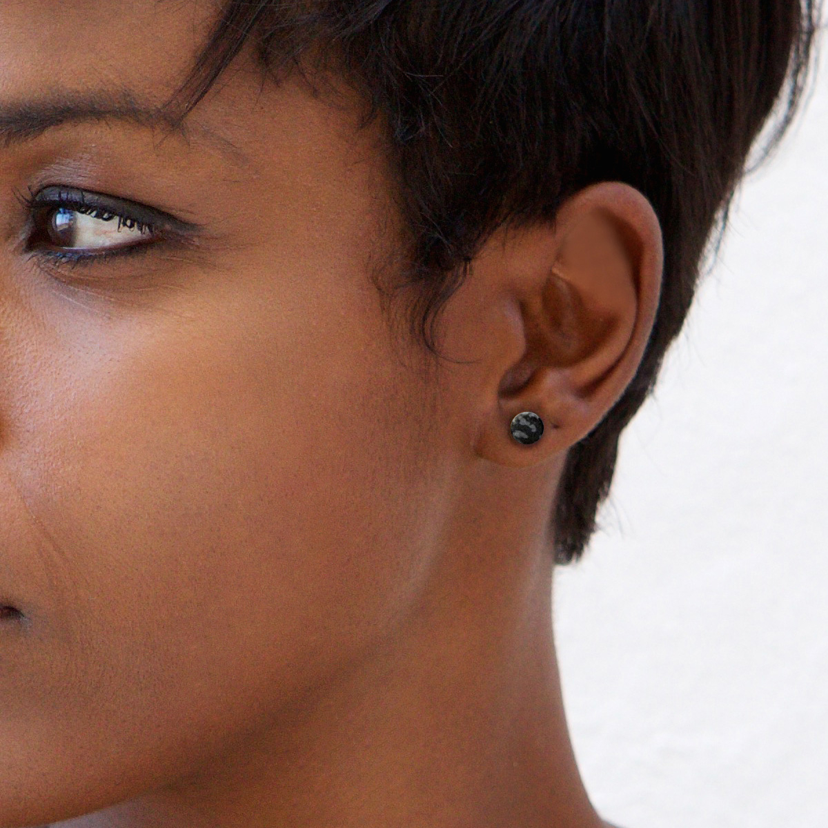 Plugi Lumihiutale Obsidiaanista