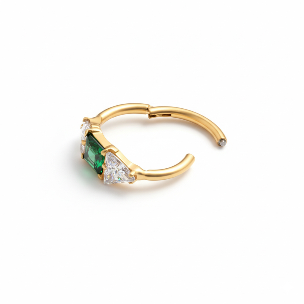 Titaanirengas vihreällä korukivellä